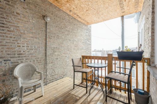 2855 Christiana Ave, Chicago IL 60618-7554 exterior