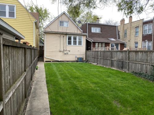 5146 Dakin St, Chicago IL  60641-2623 exterior