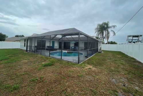 2625 Monterrey Ln, Fort Pierce FL 34953-2032 exterior