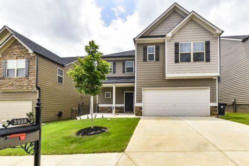 3928 King Fisher Dr, Atlanta, GA 30349-1986