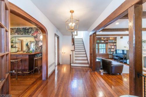 3 Greenview Way, Montclair NJ  07043-2531 exterior