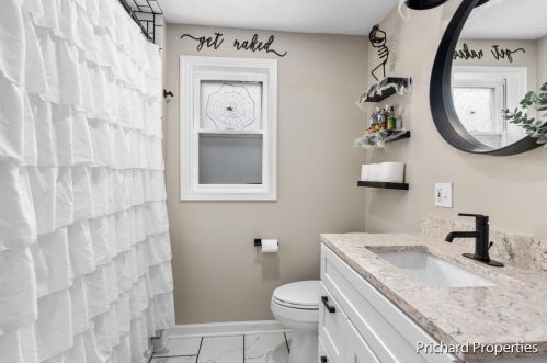 2405 Woodward Ave, Wyoming MI  49509-2077 exterior