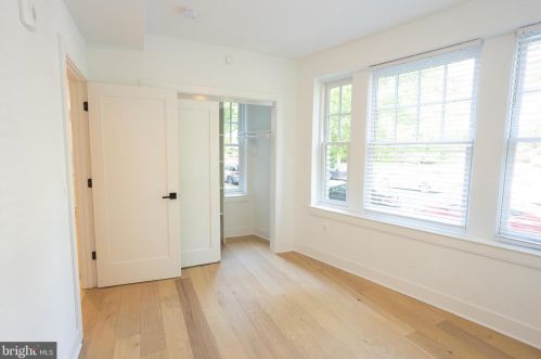 2869 28th St, Washington DC  20020-2601 exterior