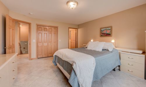 7341 Ainslie St, Chicago IL 60706-3516 exterior