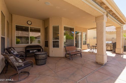 1872 Lantana Dr, Chandler AZ  85248-2170 exterior