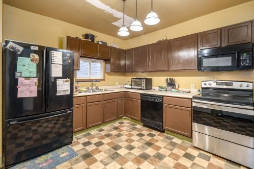 1203 Stockbridge Ave, Kalamazoo MI  49001-3901 exterior