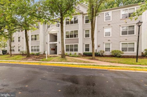 2814 Clear Shot Dr, Silver Spring MD  20906-6210 exterior