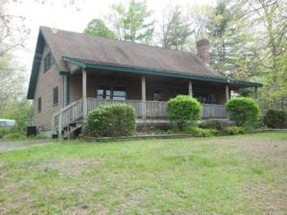 6 Forrest St, Plaistow, NH 03865-2636