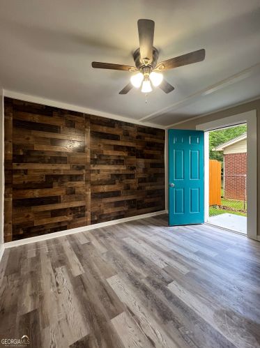 3949 Adamsville Dr, Atlanta GA  30331-3823 exterior