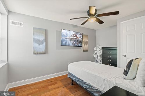 2941 Diamond St, Philadelphia PA 19122-1402 exterior