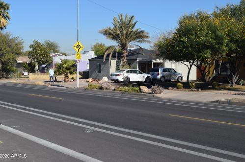 2214 12 St, Phoenix AZ 85086-8481 exterior