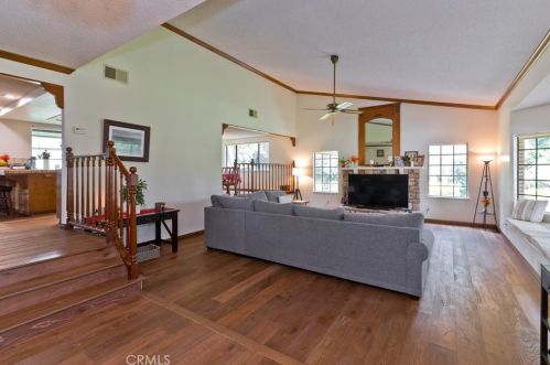 1710 Monroe St, Riverside CA 92504-2937 exterior