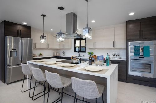 745 Hunakai St, Honolulu HI  96816-4942 exterior