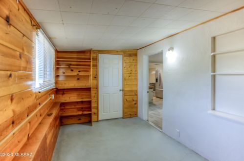 4602 Seneca St, Tucson AZ  85712-3272 exterior