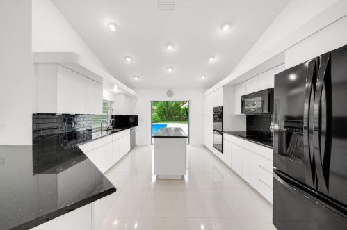 1515 19th St, Boca Raton FL 33432-1591 exterior