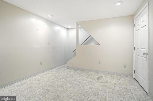 154 Ctr St, Hanover PA 17331-2828 exterior