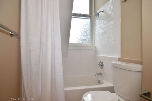 261 Admiral St, Providence RI 02908-1331 exterior