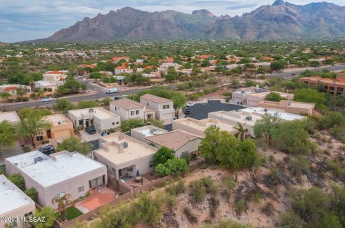 354 Camino Lomas, Tucson AZ 85704-6977 exterior