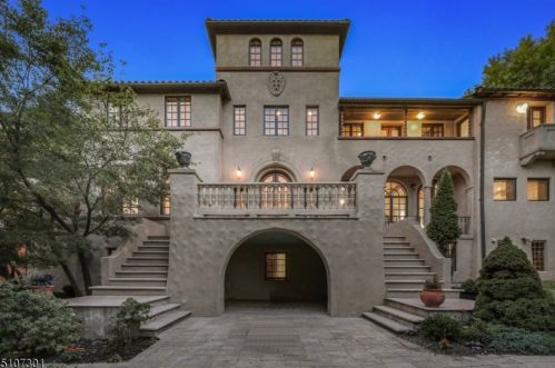 50 Rock Spring Rd, Town Center NJ  07052-3007 exterior