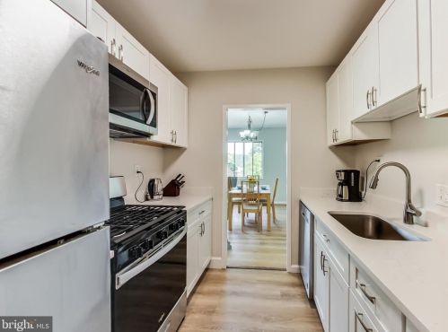 3701 5th St, Arlington VA  22203-3527 exterior