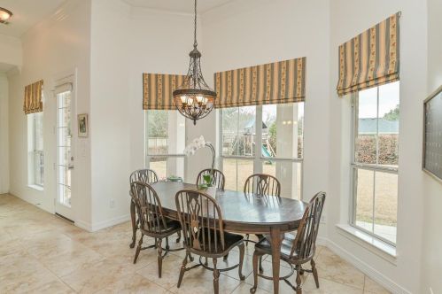 5303 Whitmore St, Fulshear TX 77441-4133 exterior