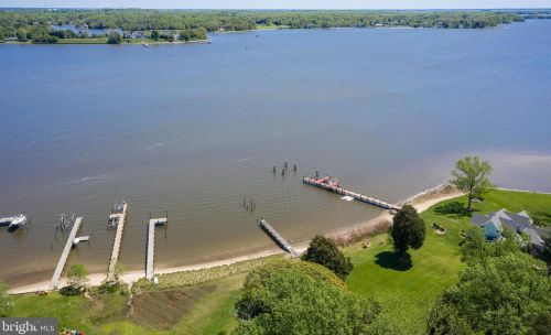 1533 Widows Mite Rd, Edgewater MD 21037-2131 exterior