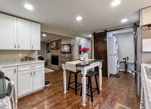 28985 Middle Xing Rd, Dowagiac MI 49047-8204 exterior