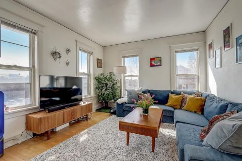 1804 Thomas Ave, Milwaukee, WI 53211-4358