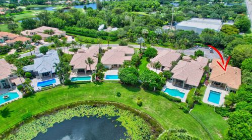 56 Is Dr, Boynton Beach FL 33435-3338 exterior