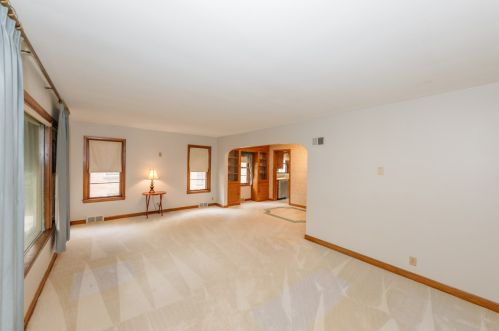 3716 Ohio Ave, Milwaukee, WI 53215-4047