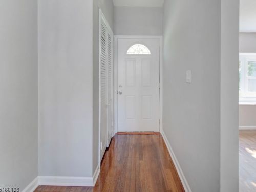 2215 Newark Ave, Scotch Plains NJ  07076-4672 exterior