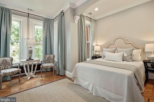 1406 Swann St, Washington DC  20009-3904 exterior