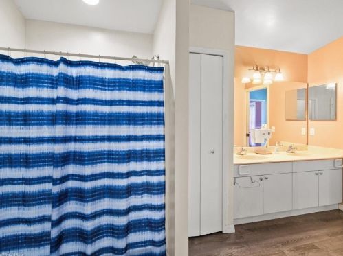 3265 56 Ave, Naples FL 34120-1815 exterior