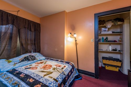 31 Chapel St, Waukegan IL 60085-5407 exterior