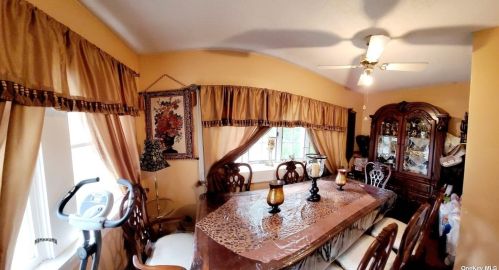 155 Beverly Pkwy, Valley Stream, NY 11580-4237