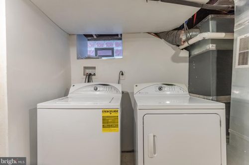 2943 16 St, Philadelphia PA 19132-2226 exterior