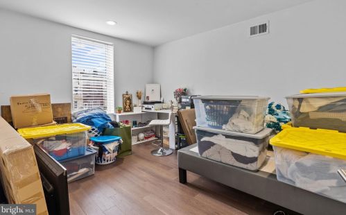 1648 4 St, Philadelphia PA 19148-1802 exterior