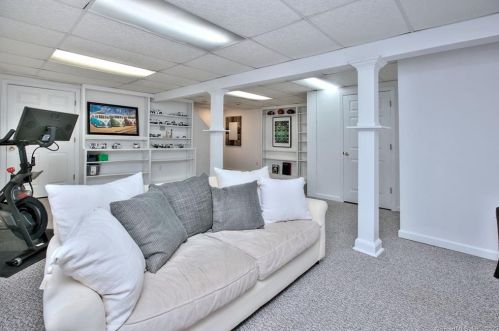 26 Bauer Pl, Westport CT 06880-4101 exterior