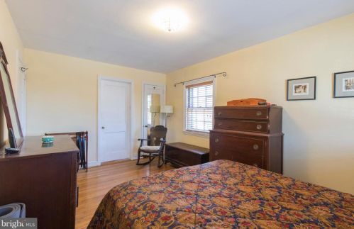 10 Meetinghouse Ln, Media PA 19064-1206 exterior