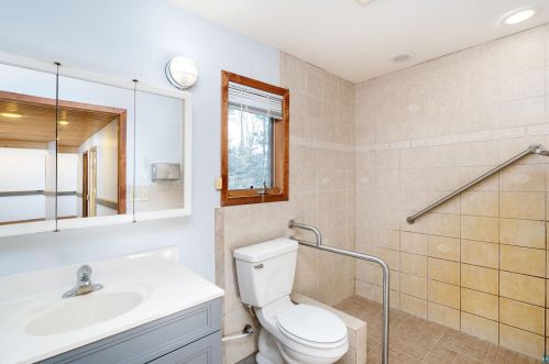 6744 Cook Lk Rd, Duluth MN 55803-9452 exterior