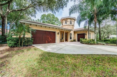 1936 Floresta View Dr, Tampa, FL 33618-1720