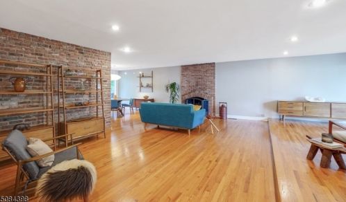 75 Lessing Rd, Town Center, NJ 07052-2605