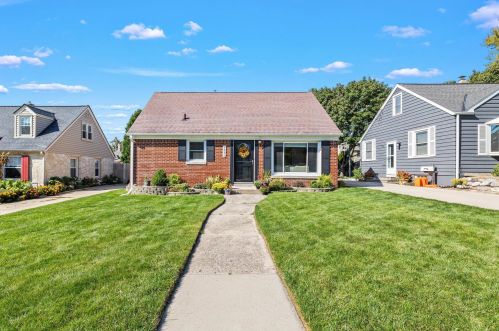 2531 80, Milwaukee WI 53213-1008 exterior