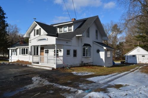 88 Berwick Rd, Springfield, MA 01106-2612