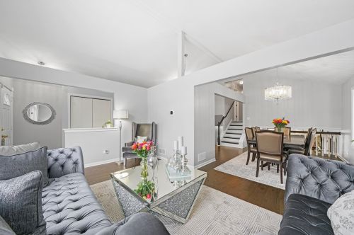 6729 64th Pl, Chicago IL  60638-4837 exterior