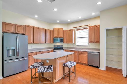 10246 Evergreen Hill Dr, Tampa FL 33647-2944 exterior