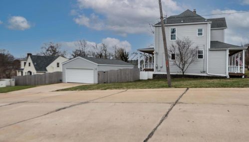 218 Elizabeth Ave, Saint Louis MO 63135-1946 exterior