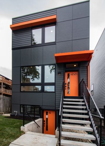 4457 Calumet Ave, Chicago IL 60653-3306 exterior