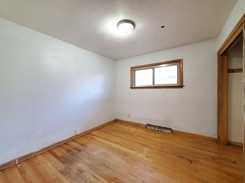 7100 Hope Ave, Milwaukee WI 53216-1058 exterior