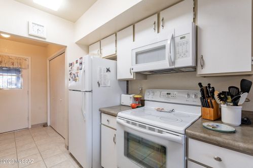 2778 Camino Selva, Green Valley AZ 85622-8203 exterior